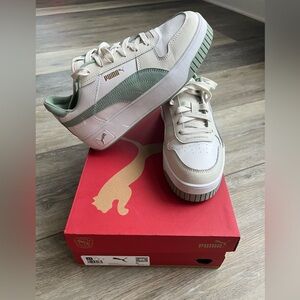 Puma carina street size 8.5 worn twice